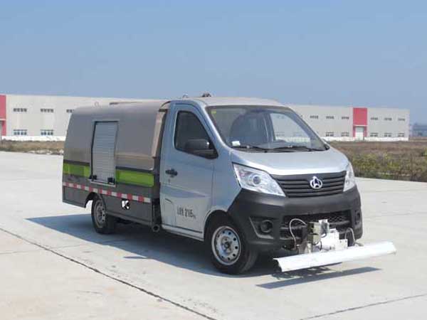 江特牌JDF5020TYHS5型路面養(yǎng)護(hù)車